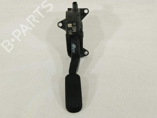 Used Pedal Pedal 32722123 32722123