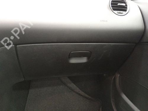 Guantera Guantera PEUGEOT 308 I (4A_, 4C_) 1.6 HDi (109 hp) 37270060 37270060