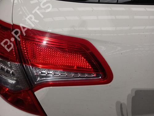 Used Left tailgate light Left tailgate light 37173100 37173100