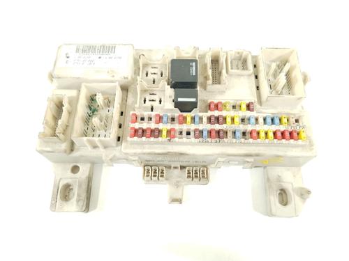 Used Fuse box FORD FOCUS II (DA_, HCP, DP) 1.8 Flexifuel (125 hp) 30202376