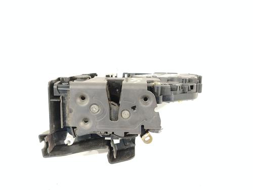 Serrure avant gauche VOLVO S40 II (544) 2.0 D (136 hp) 31924422