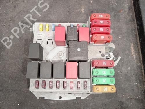 Used Fuse box Fuse box FIAT BRAVO II (198_) 1.9 D Multijet (198AXB1A) (120 hp) 33328975 33328975