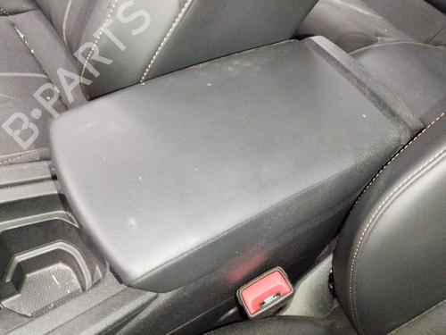 Used Armrest / Center console CUPRA LEON (KL1, KU1, KUG) 1.5 eTSI (150 hp) 29258484
