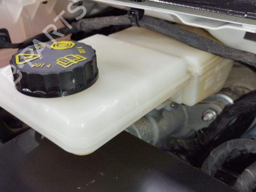brake-master-cylinder-smart-fortwo-coupe-453-2014-37425198 main image