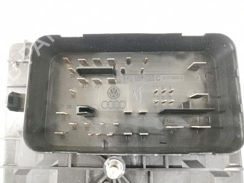 Fuse box AUDI A3 (8P1) 1.9 TDI | BP19404643E1 