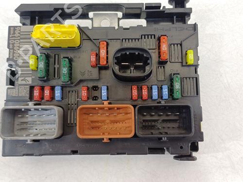 Zekeringkast PEUGEOT 207 (WA_, WC_) 1.4 16V | BP26009883E1