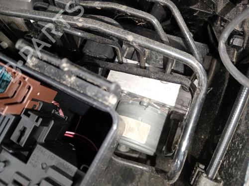 Used ABS pump ABS pump MERCEDES-BENZ E-CLASS (W213) E 220 d (213.004) (194 hp) 36303228 36303228