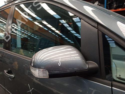 Used Right mirror Right mirror 39451603 39451603