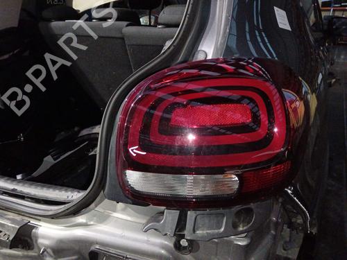 Used Right taillight Right taillight 38045242 38045242
