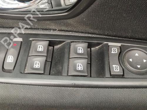 Used Left front window switch Left front window switch RENAULT MEGANE III Hatchback (BZ0/1_, B3_) 1.5 dCi (BZ0C) (90 hp) 36406336 36406336