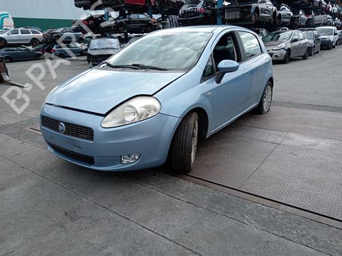 Fuse box FIAT GRANDE PUNTO (199_) 1.3 D Multijet (199.AXD11, 199.AXD1A, 199.AXD1B,... | BP22645506E1 