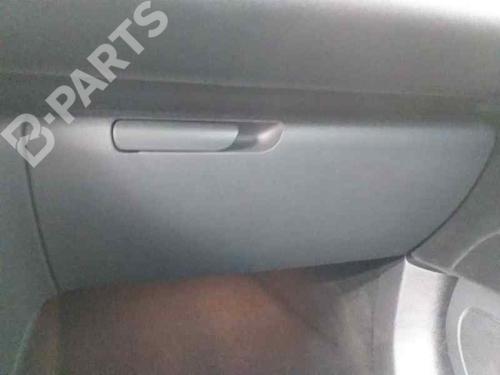 Used Glove box Glove box CITROËN C5 III (RD_) 2.0 HDi (RDRHD8, RDRHDJ, RDRHR8, RDRHRJ) (136 hp) 7578229 7578229