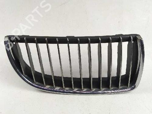 Front grille BMW 3 (E90) 320 d (163 hp) 9822775