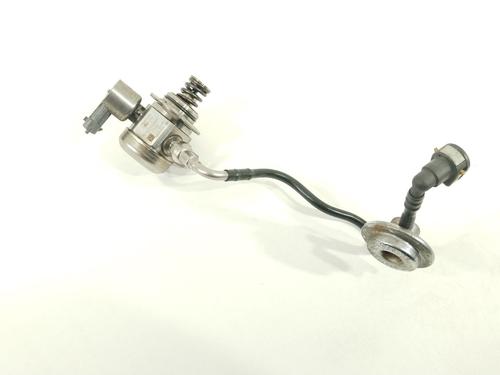 Used Fuel pump FORD FOCUS III Saloon 1.0 EcoBoost (125 hp) 29564582