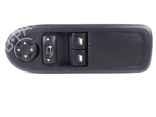 Used Left front window switch Left front window switch 6863217 6863217