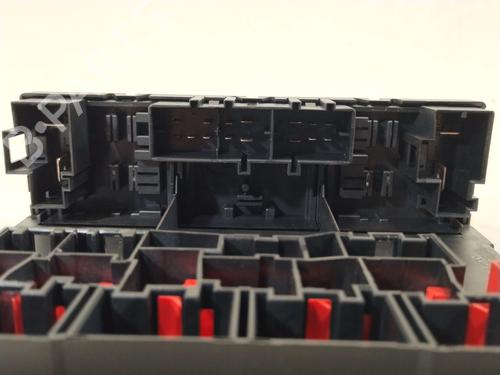 Fuse box VW PASSAT B6 (3C2) 2.0 TDI | BP30720534E1 
