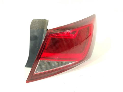 Right taillight SEAT LEON (5F1) 1.6 TDI | BP31807622C35 