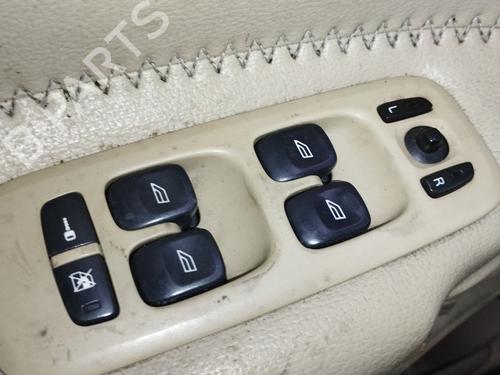 Venstre fortil elrude kontakt Venstre fortil elrude kontakt VOLVO XC70 I Cross Country (295) D5 XC AWD (163 hp) 37602291 37602291
