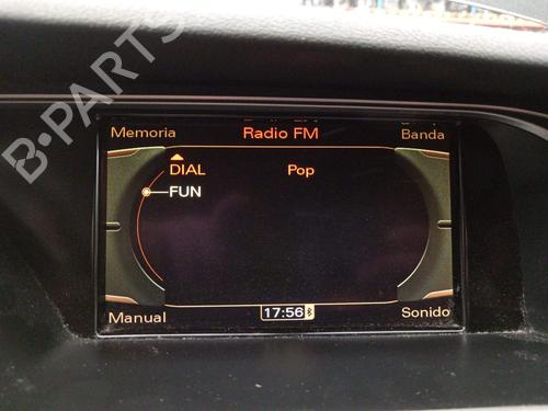 display-monitor-audi-a4-b8-avant-8k5-2007-2008-2009-2010-2011-2012-2013-2014-2015-2016-2017-39107181 main image