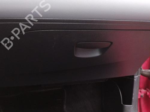 Used Glove box Glove box 38263091 38263091