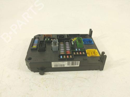 Fuse box CITROËN DS5 2.0 HDi 165 | BP38649544E1 - Image 5