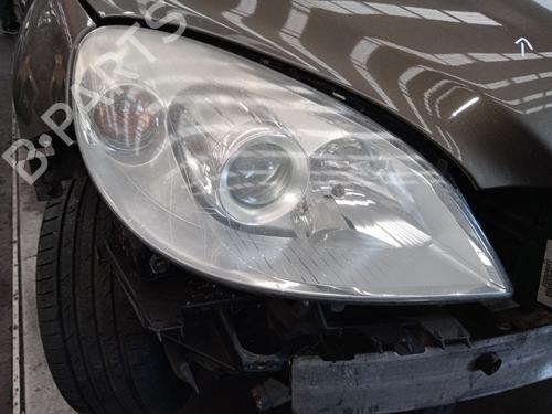 Used Right headlight MERCEDES-BENZ B-CLASS Sports Tourer (W245) B 180 CDI (245.207) (109 hp) 31189906