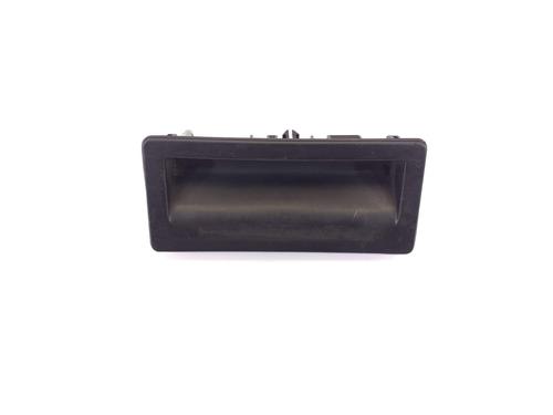 Used Tailgate handle Tailgate handle 8327517 8327517