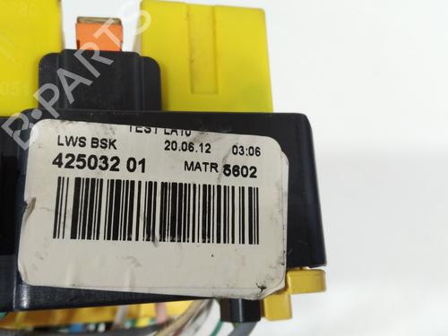 Fuse box PEUGEOT 208 I (CA_, CC_) 1.2 VTI 82 | BP24738542E1 