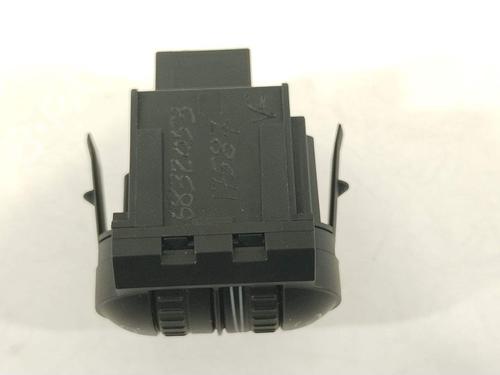 Switch VW GOLF VI (5K1) 1.6 TDI | BP38436115I30 - Image 3