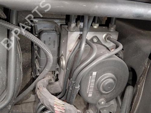 Used ABS pump VOLVO S40 II (544) 2.0 D (136 hp) 32034929