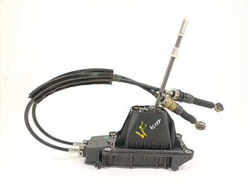 Used Gear lever RENAULT CLIO IV (BH_) 1.5 dCi 75 (75 hp) 15913756