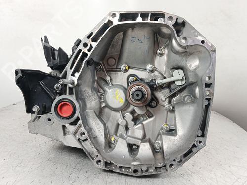 gearbox-renault-megane-iii-grandtour-kz01-2008-2009-2010-2011-2012-2013-2014-2015-2016-31679807 main image