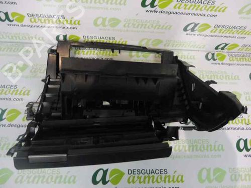 Glove box LAND ROVER RANGE ROVER SPORT I (L320) 2.7 D 4x4 | BP1847588C95 