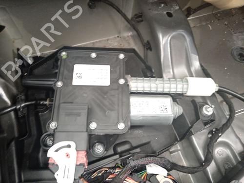 Used Hand brake Hand brake PEUGEOT 5008 (0U_, 0E_) 1.6 HDi (112 hp) 36294983 36294983