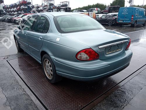 Boîte à Fusibles JAGUAR X-TYPE I (X400) 2.0 D | BP27624152E1 