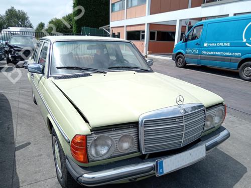Right headlight MERCEDES-BENZ 123 Saloon (W123) 300 D (123.130) | BP30684396C29