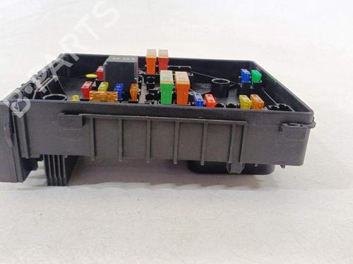 Fuse box SKODA YETI (5L) 1.2 TSI | BP26558467E1 - Image 2