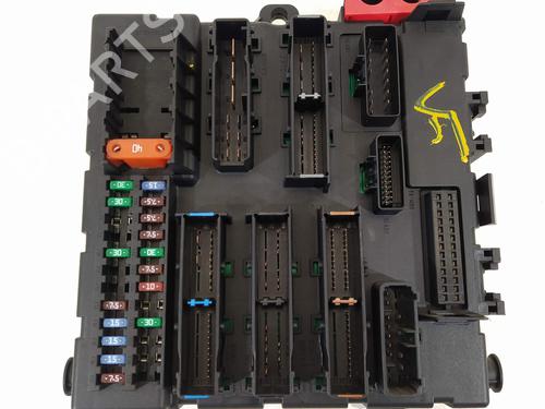Used Fuse box Fuse box 11770034 11770034