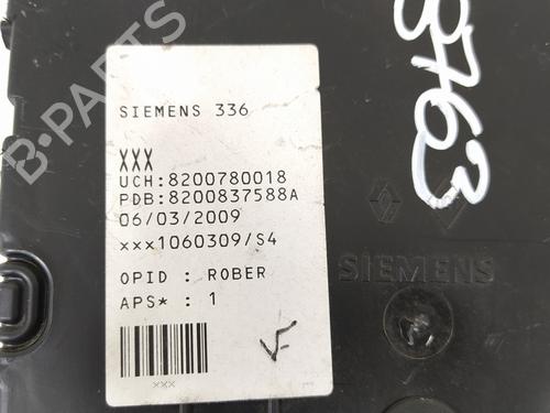 Fuse box RENAULT MEGANE II Estate (KM0/1_)  | BP10553984E1 