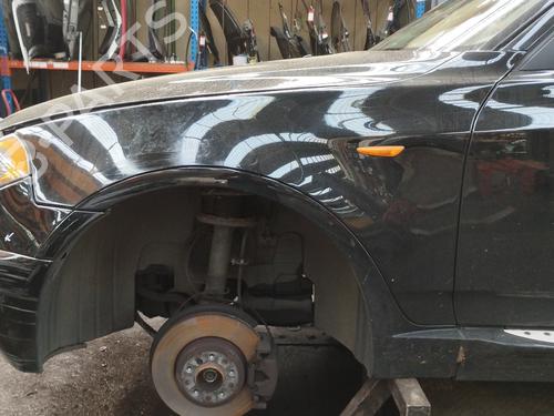 Used Left front fenders BMW X3 (E83) 2.0 d (150 hp) 16811142