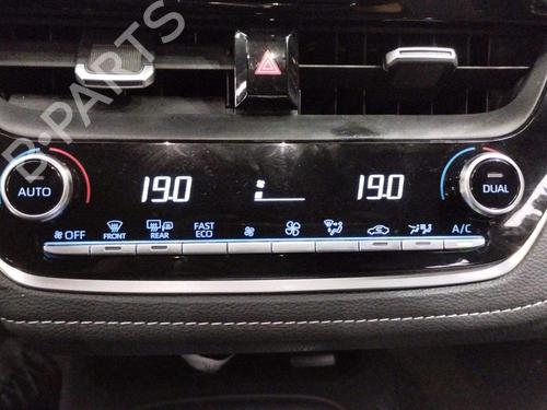 Climate control TOYOTA COROLLA Hatchback (_E21_, _EA1_, _EH1_) 1.8 Hybrid (ZWE211) | BP39568663I5 - Image 2