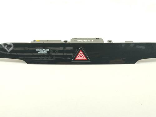 Used Warning switch HYUNDAI TUCSON (TL, TLE) [2015-2023]  29453319