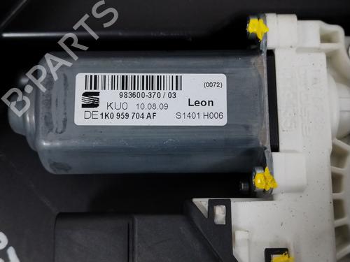 Rear right window mechanism SEAT LEON (1P1) 1.9 TDI | BP29240233C25 