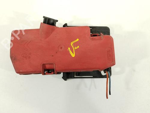 Boîte à Fusibles CITROËN C5 III (RD_) 2.0 HDi 140 (RDRHF8, RDRHFA, RDRHA8, RDRHAJ) (140 hp) 28377564