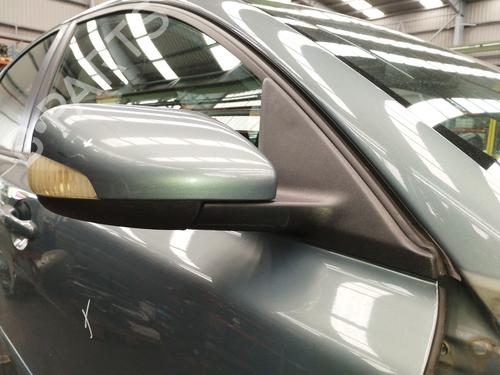 Used Right mirror VOLVO S40 II (544) 2.0 D (136 hp) 31831752