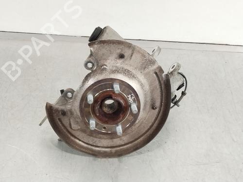 Venstre hjullejehus spindel LAND ROVER RANGE ROVER SPORT II (L494) 3.0 TDV6 4x4 (258 hp) 29608023