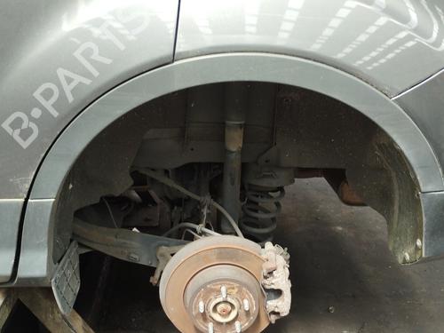 aba-guarda-lamas-tras-esquerda-ford-kuga-ii-dm2-2012-18724219 main image