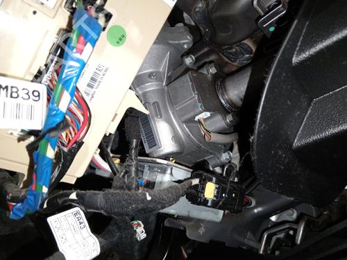 Used Steering column Steering column 37466962 37466962