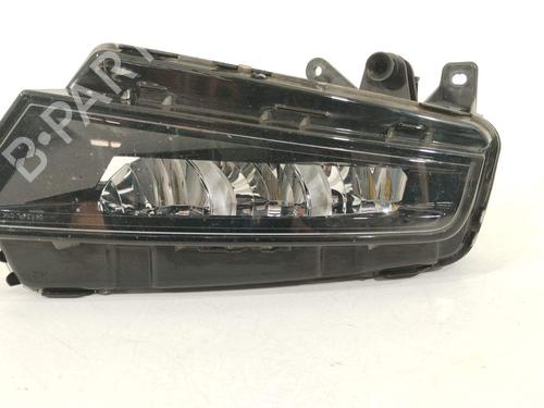 right-front-fog-light-seat-leon-5f1-2012-2013-2014-2015-2016-2017-2018-2019-2020-2021-37238693 main image