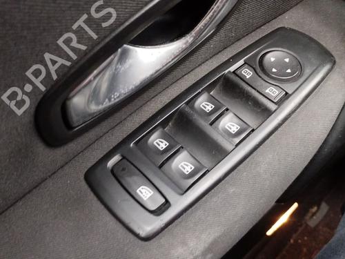 Comutador vidro frente esquerdo Comutador vidro frente esquerdo RENAULT MEGANE III Hatchback (BZ0/1_, B3_) 1.5 dCi (106 hp) 36017183 36017183